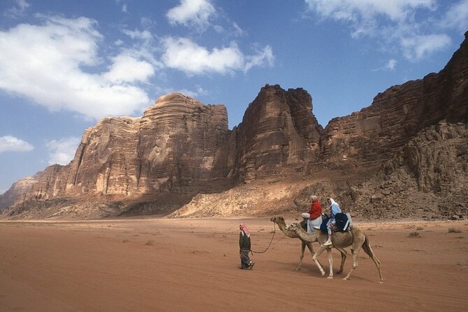 04 Days / 03 Nights Small Group Tour in Jordan. - Guides, drivers, and the small-group setup