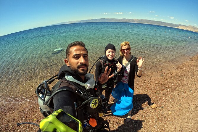 2-Hour Private Scuba Experience in Aqaba - Walking from the shore into the Red Sea