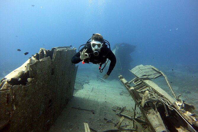 2-Hour Private Scuba Experience in Aqaba - Getting fitted with scuba and snorkeling equipment