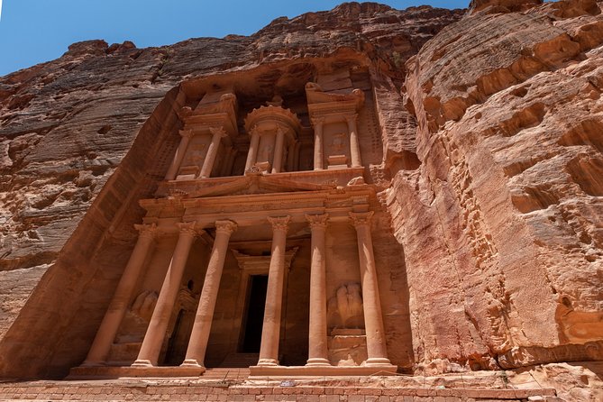 3-Day Group Tour to Petra, Wadi Rum and northern Jordan from Amman/Dead Sea - What the $459 price includes
