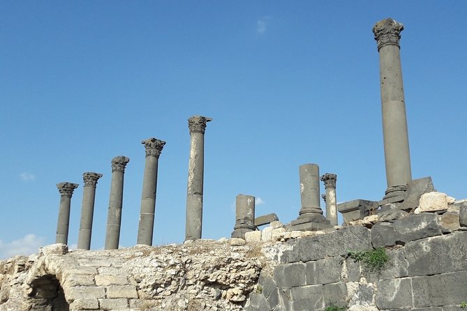 3 Days Tour: Petra, Dead Sea, Jerash, Umm Quais from Amman - Jerash shows Roman city planning at full scale