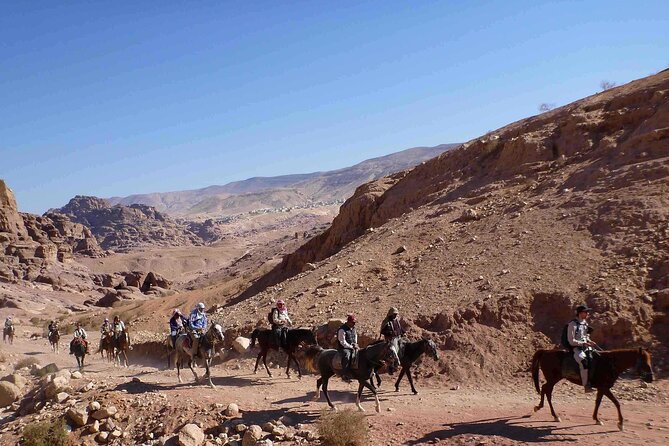 3 Hour Horse Riding Adventure around the Petra Area - A light mountain snack and Bedouin tea