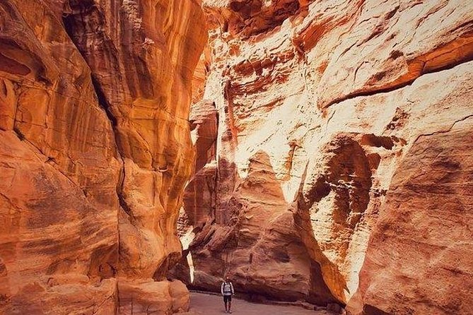 3Days Tour Petra & Wadi Rum from Amman, Dead Sea OR Amman Airport - What the $350 price really covers