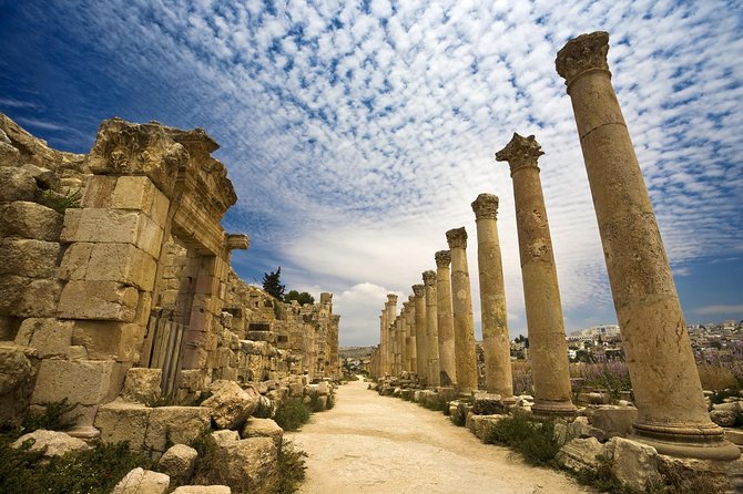 4-Night Private Jordan Cultural Tour: Jerash, Petra, and Wadi Rum Overnight - Amman arrival and a smooth first night