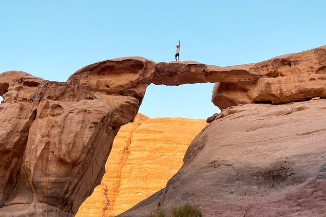 4x4 Full-Day Desert Tour - Khazali Canyon and the smaller rock formations