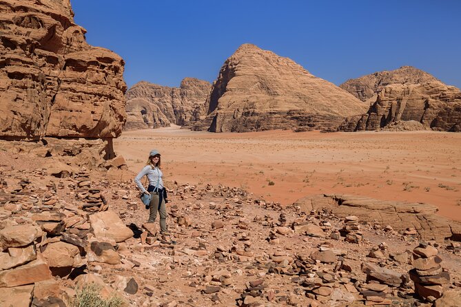 5 Hour Jeep Tour with Meal and Accommodation - Why Wadi Rum works so well by jeep