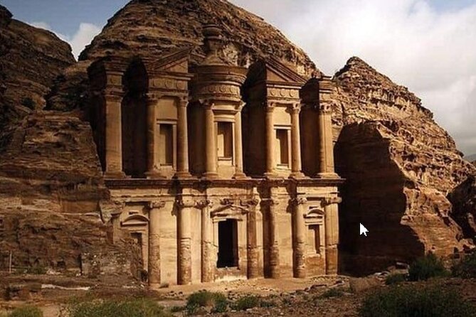 6-Day Private Tour, Jordan's Top Attraction - Day 2: Amman, Ajloun Castle, and Roman Jerash