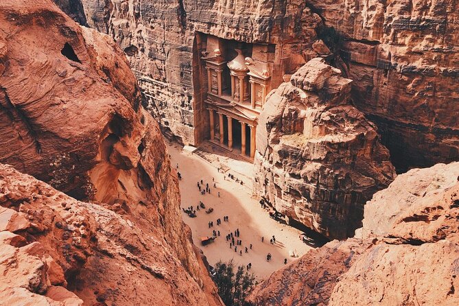 7-Day Super Luxury Guided Tour By Mercedes S-Class - Petra deserves the longest sightseeing stop
