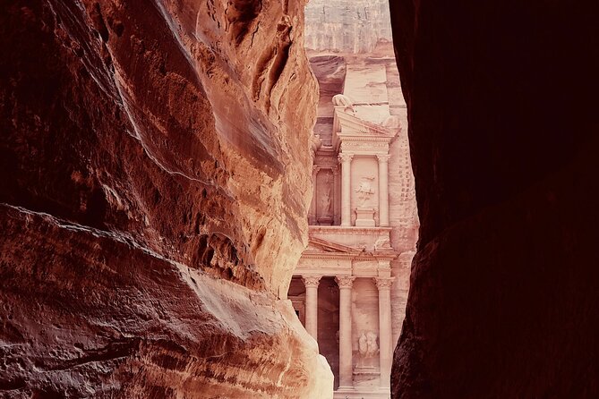 8-Day Classic Private Guided Tour Of Jordan - Day 1: A smooth arrival through Queen Alia Airport