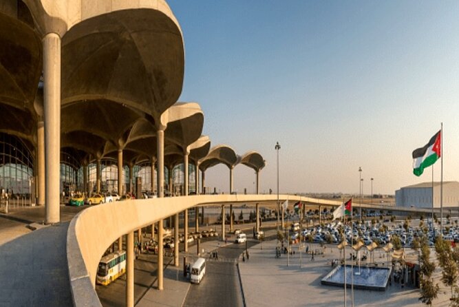 Airport pick up and drop off (Queen Alia Airport Amman) - A private car for up to three people
