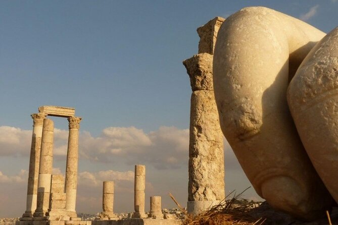 Amazing Panoramic Amman City Tour - Make a quick photo stop on Rainbow Street