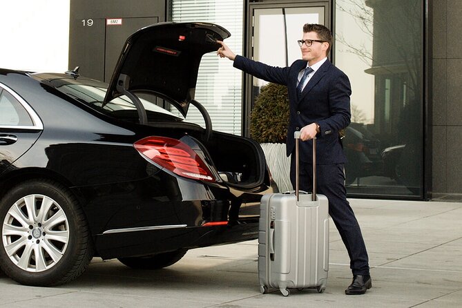 Amman Airport Shuttle Service to Multi Destinations - The vehicle, driver, and small comforts