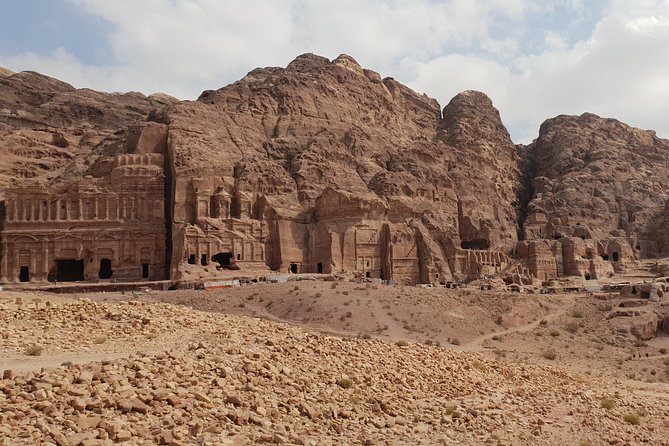 Amman and Aqaba airport lift to Petra and Wadi Rum - A private ride that keeps the first day simple