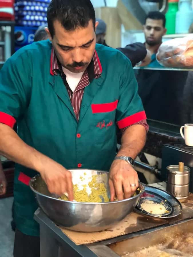 Amman: Culture, History, Tradition & Food Day or Night Tour - Eating your way through downtown