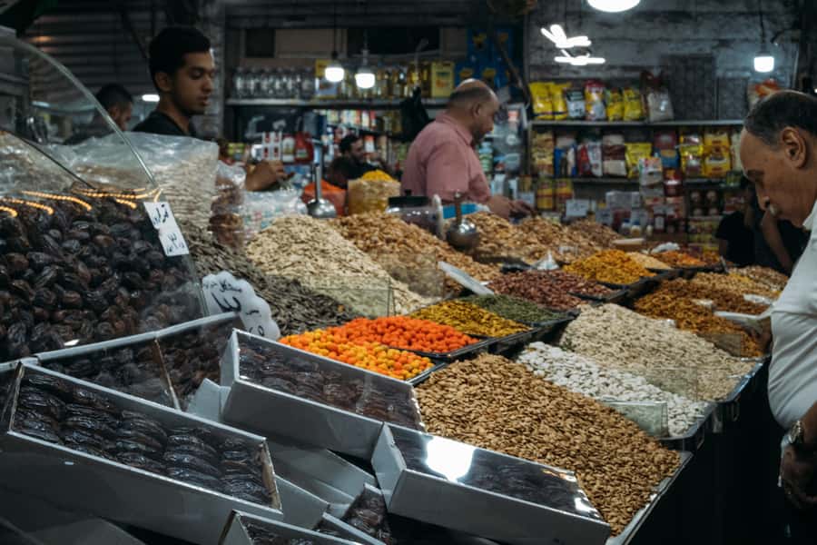 Amman: Guided Food Tour in Downtown - Language, pace, and group expectations