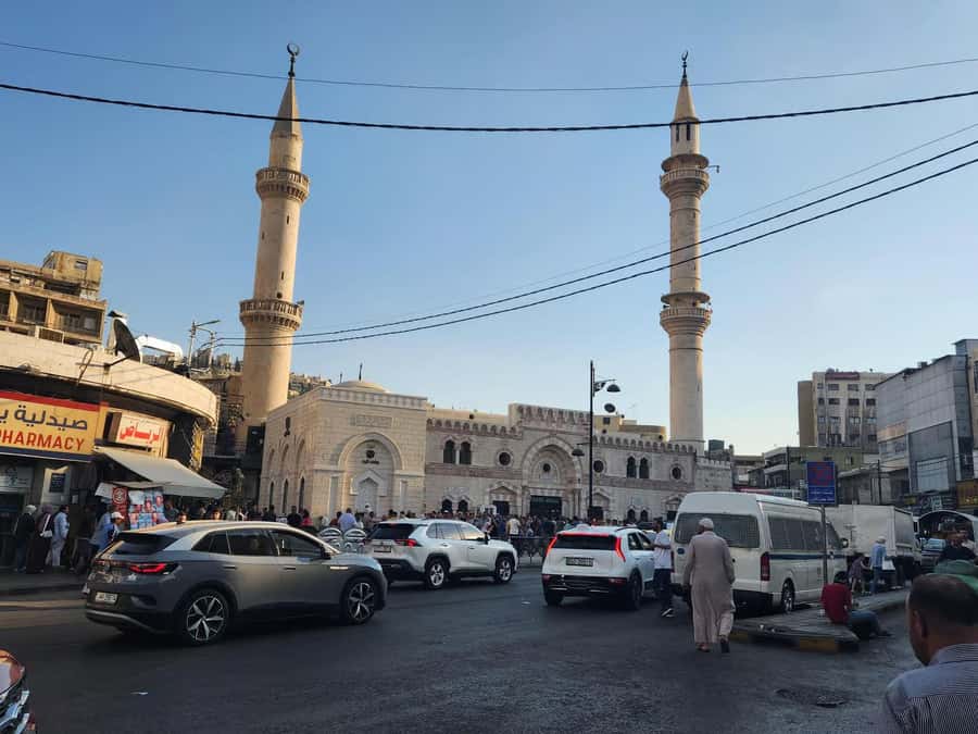 Amman: Hidden Gems & Underground Local Neighborhoods Tour - Safety, comfort, and the walking style