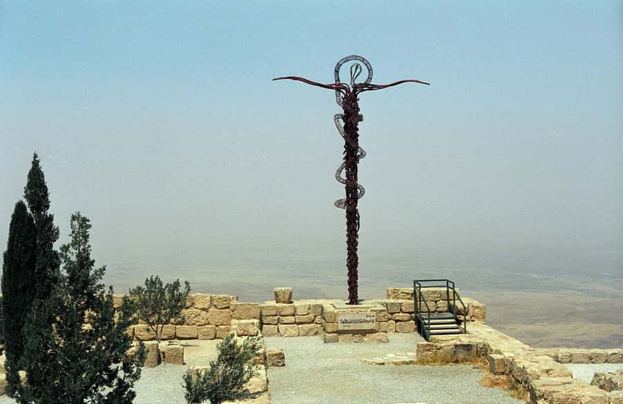 Amman: Private Half-Day Tour to Madaba & Mount Nebo - St. George’s Church and the Madaba Map