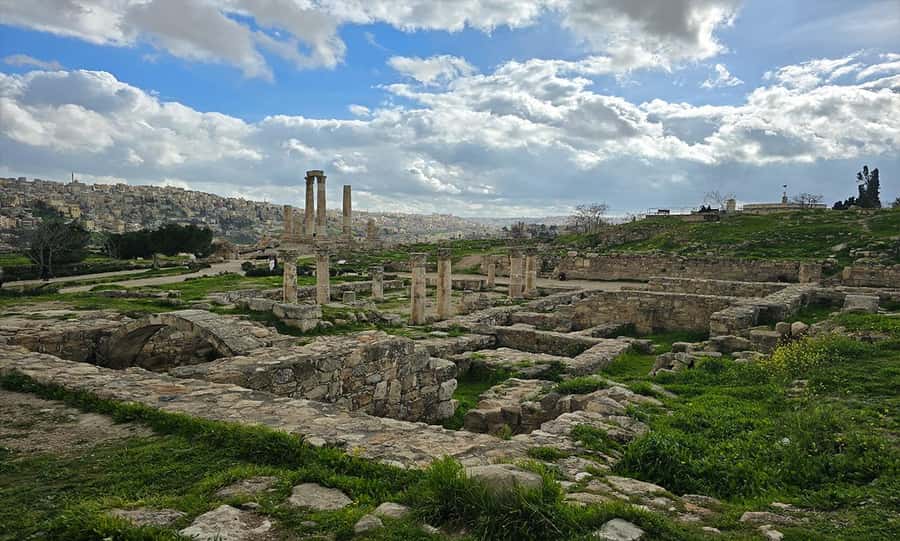 Amman Sightseeing Private Tour with Additional Options - King Abdullah Mosque and Amman’s modern face