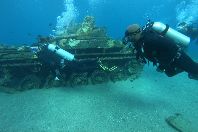 Aqaba Private Scuba Diving Activity with Pick Up - The instructors and the human side of the day
