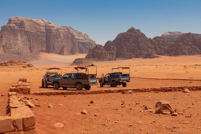 Best of Wadi Rum | Full day Jeep tour + Sleep under the stars | Pack all-in - Sunset in the desert, followed by a night outside