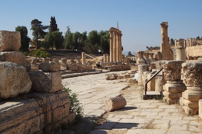 Classic 6 Days Jordan Tour without Hotels - Day 2: Roman Jerash and Amman’s hilltop views