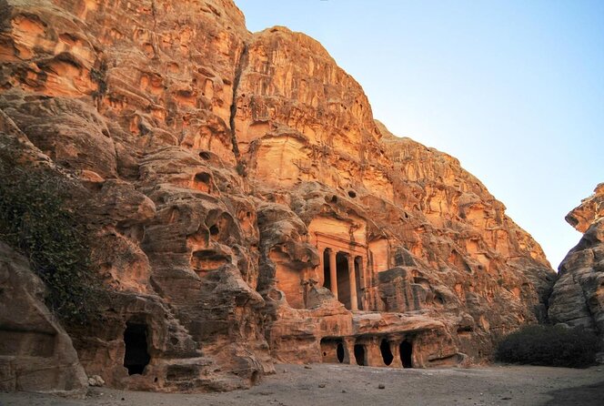 Cooking outside in little Petra between the Mountains. - Key points to know before you book