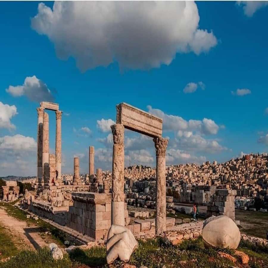 Day Tour Jerash and Amman City Tour From Amman - Starting in Amman at King Abdullah Mosque