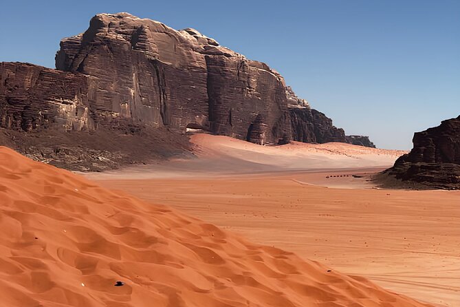 Discover Wadi Rum by 4x4 with a Bedouin guide - Dinner, stories, and a night outside