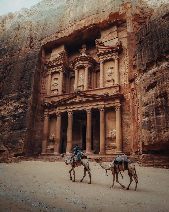 From Amman: Full-Day Private or Group Tour to Petra - Lunch and local food advice