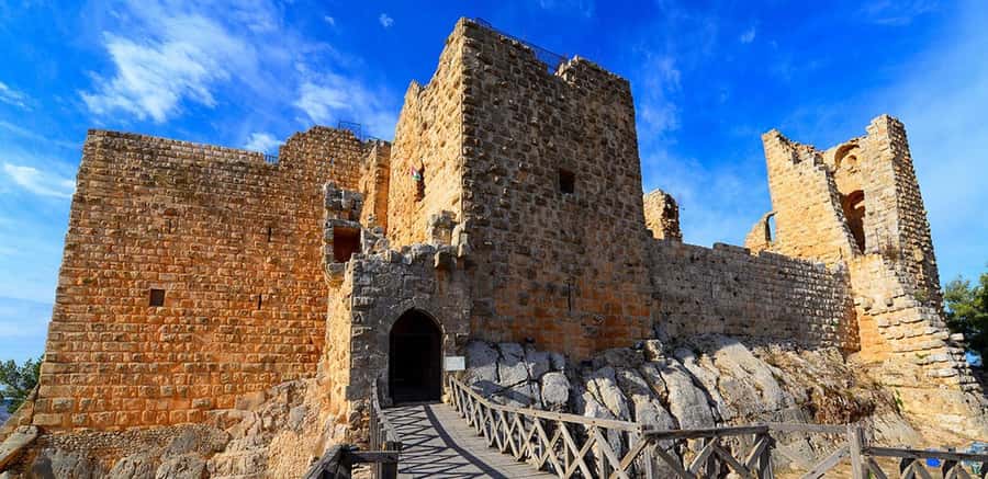 From Amman: Jerash, Ajloun Castle or Umm Qais Private Tour - Food, stops, and the small details