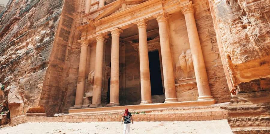 From Amman: Petra and Dead Sea Day Trip - Drivers who add personal value