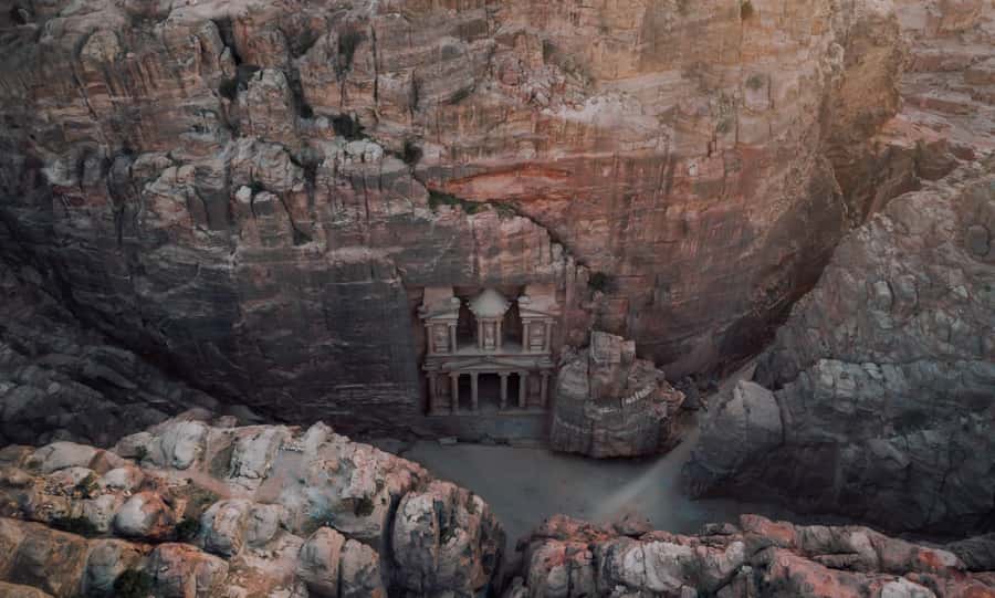 From Amman: Petra Private Tour - Food, water, and what to bring