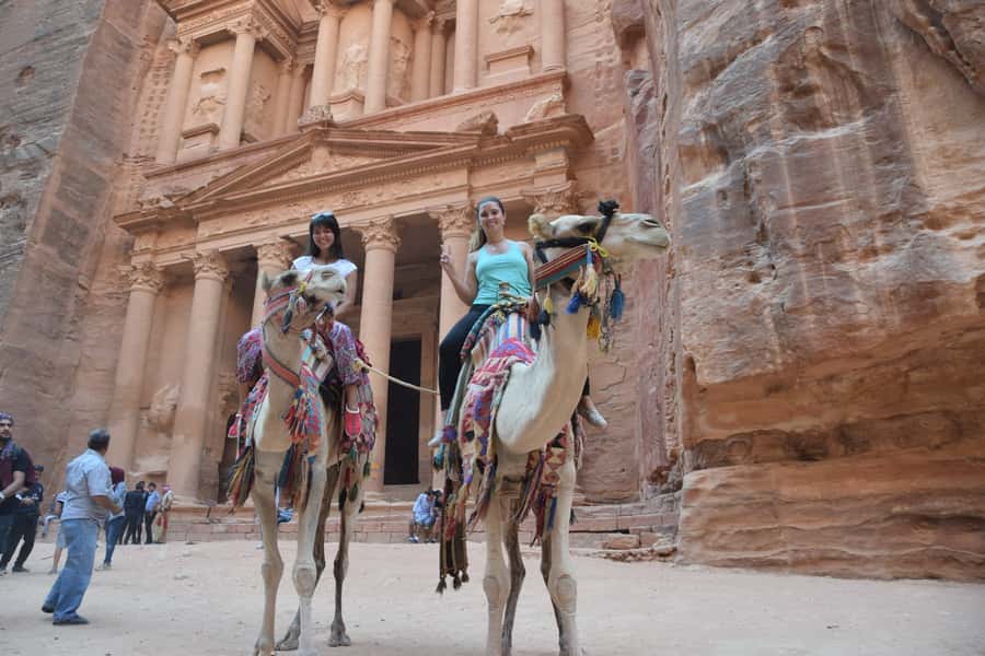 From Amman: Petra, Wadi Rum, & Dead Sea 2-Day Trip - Choosing Between the Deluxe and Classic Tent