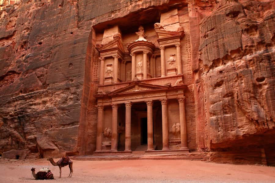 From Amman: Petra, Wadi Rum & Dead Sea 3-Day Tour - Little Petra and the shift to desert camp