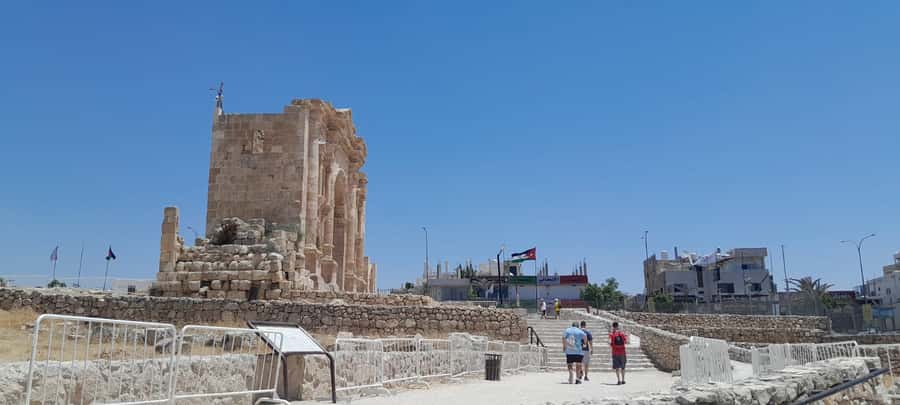 From Amman: Private Jerash, Ajloun Castle, and Umm Qais Tour - Should you book this Jerash and northern Jordan tour?