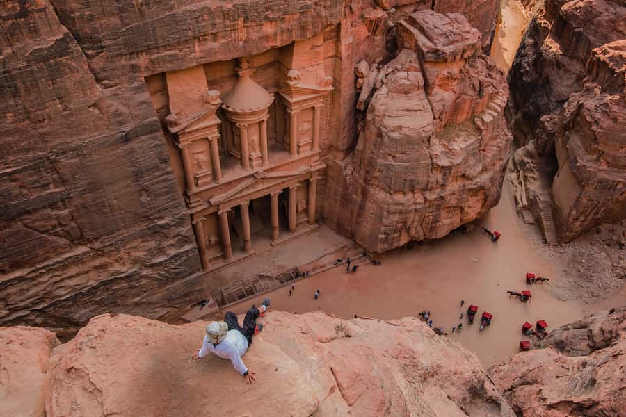 From Aqaba: Private Day Tour to Petra - Entering Petra through the Siq