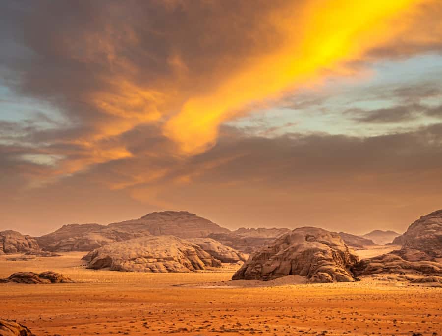 From Eilat: 2-Day Tour of Petra, Wadi Rum & Aqaba - The road to Petra and the first glimpse of the Siq