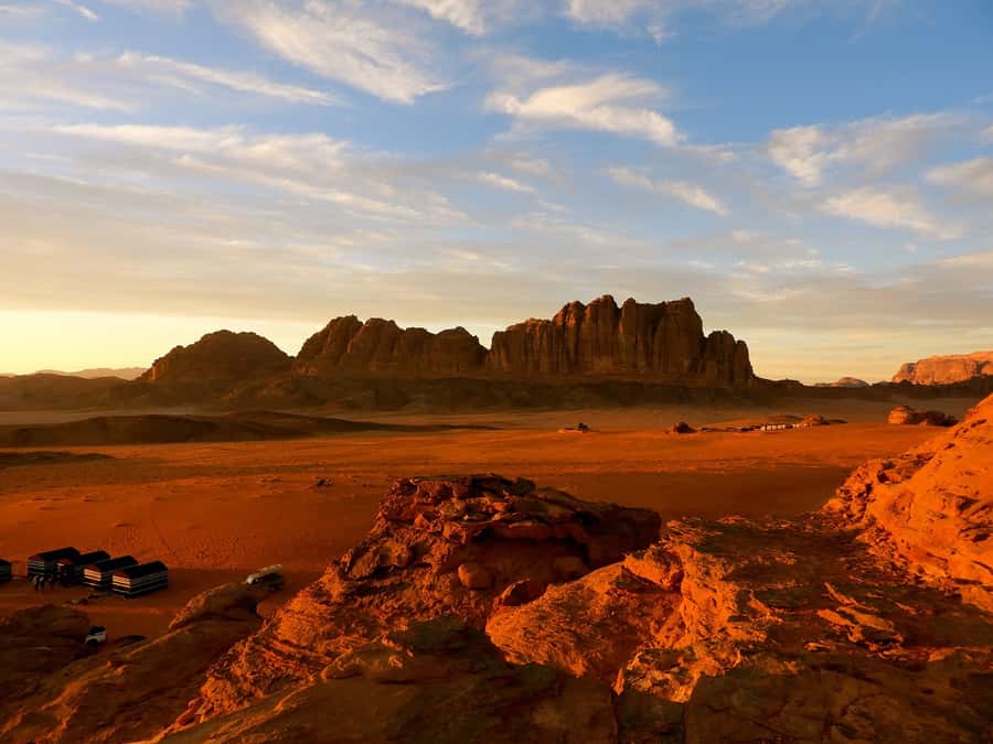 From Eilat: 2-Day Tour of Petra, Wadi Rum & Aqaba - Wadi Rum by Jeep, from rock towers to sunset