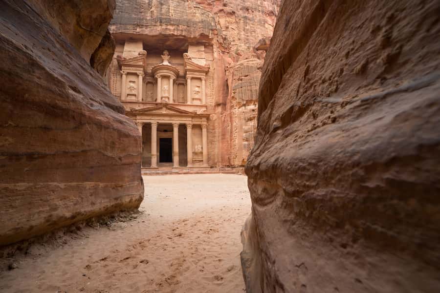 From Eilat: Petra Ancient City Tour and Buffet Lunch - Wadi Rum scenery and the approach to Petra