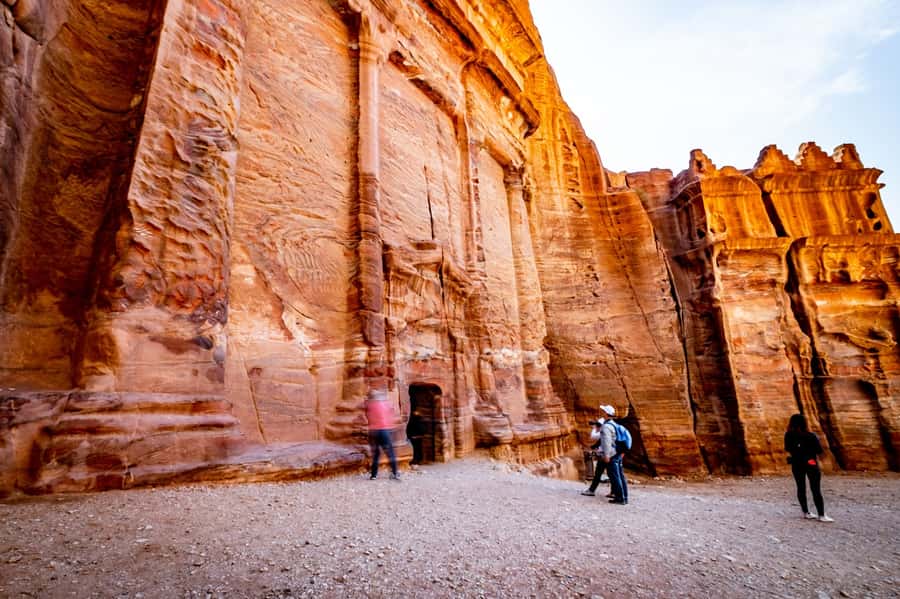 From Eilat: Petra Tour with Transfer and Lunch - Walking, weather, and what to bring