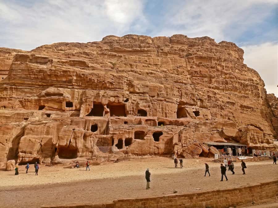 From Jerusalem: Full-Day Tour to Petra with Lunch - The Treasury and Petra’s central monuments