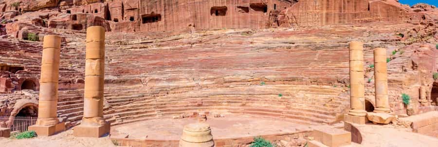 From Tel Aviv: Full-Day Trip to Petra with Roundtrip Flights - What the $573 price really buys you