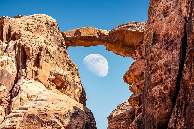 Full-Day Jeep Safari "Wadi Rum Highlights!" w/ Bedouin Lunch - Lawrence of Arabia’s house and the first major sights