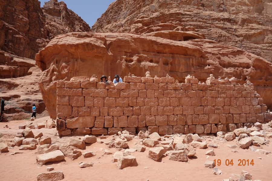 Full Day Jeep Tour - Lunch - Wadi Rum Desert Highlights - Starting at the Wadi Rum Village coffee shop