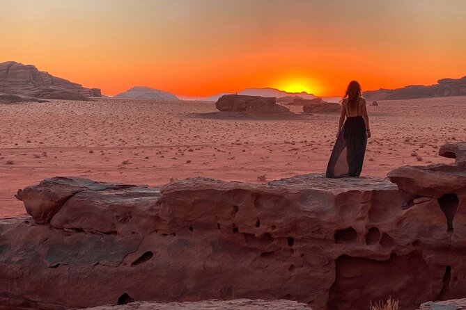 Full Day Jeep Tour + Night Under the Stars - Lawrence Spring and the red sand of Al Ramal