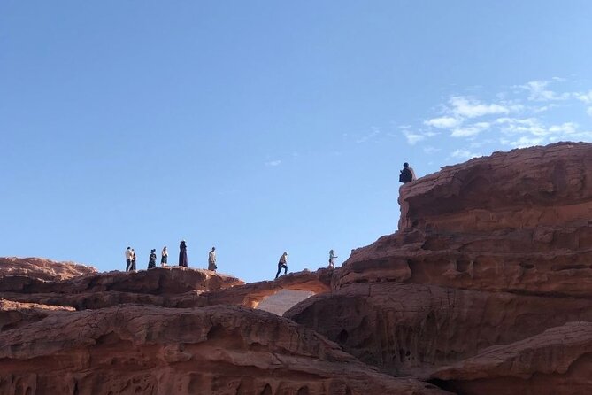Full Day Jeep Tour & Traditional Lunch - Wadi Rum Desert Highlights - Fire-cooked lunch in the desert