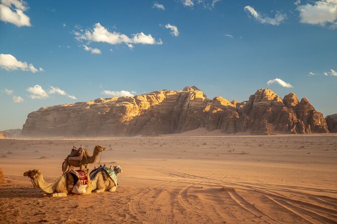 Full-Day Jeep Tour, Wadi Rum Desert Highlights - Red Sand Dune and the sandboarding stop