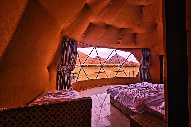 Full-Day Jeep Tour with Overnight - Lunch in the desert and a Bedouin-style dinner