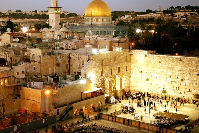 Full Day Jerusalem & Bethlehem Private Guided Tour From Amman - Inside the Old City: the Wall, the Via Dolorosa, and the church