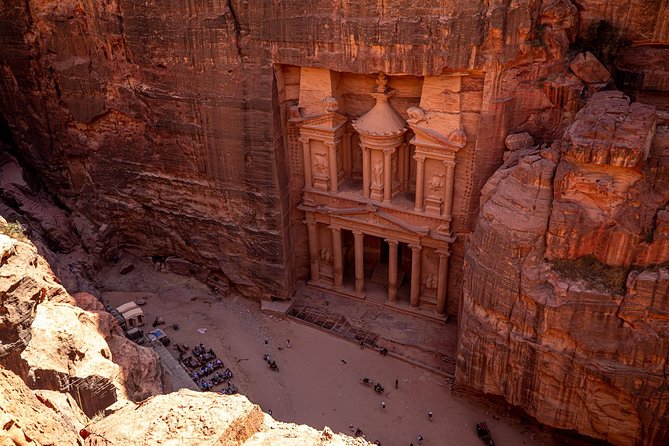 Full-Day Private Round-Trip Transfers to Petra from Amman - The early pickup and three-hour drive south